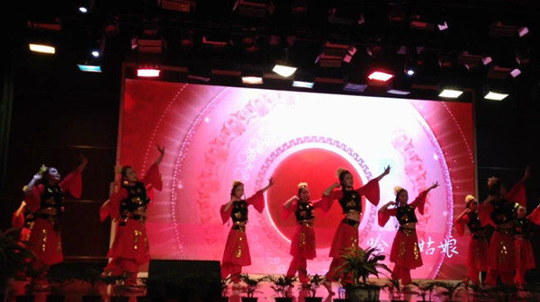 学院五四表彰晚会附校节目录像_201558122338.JPG 学院五四表彰晚会附校节目录像_201558122338.JPG